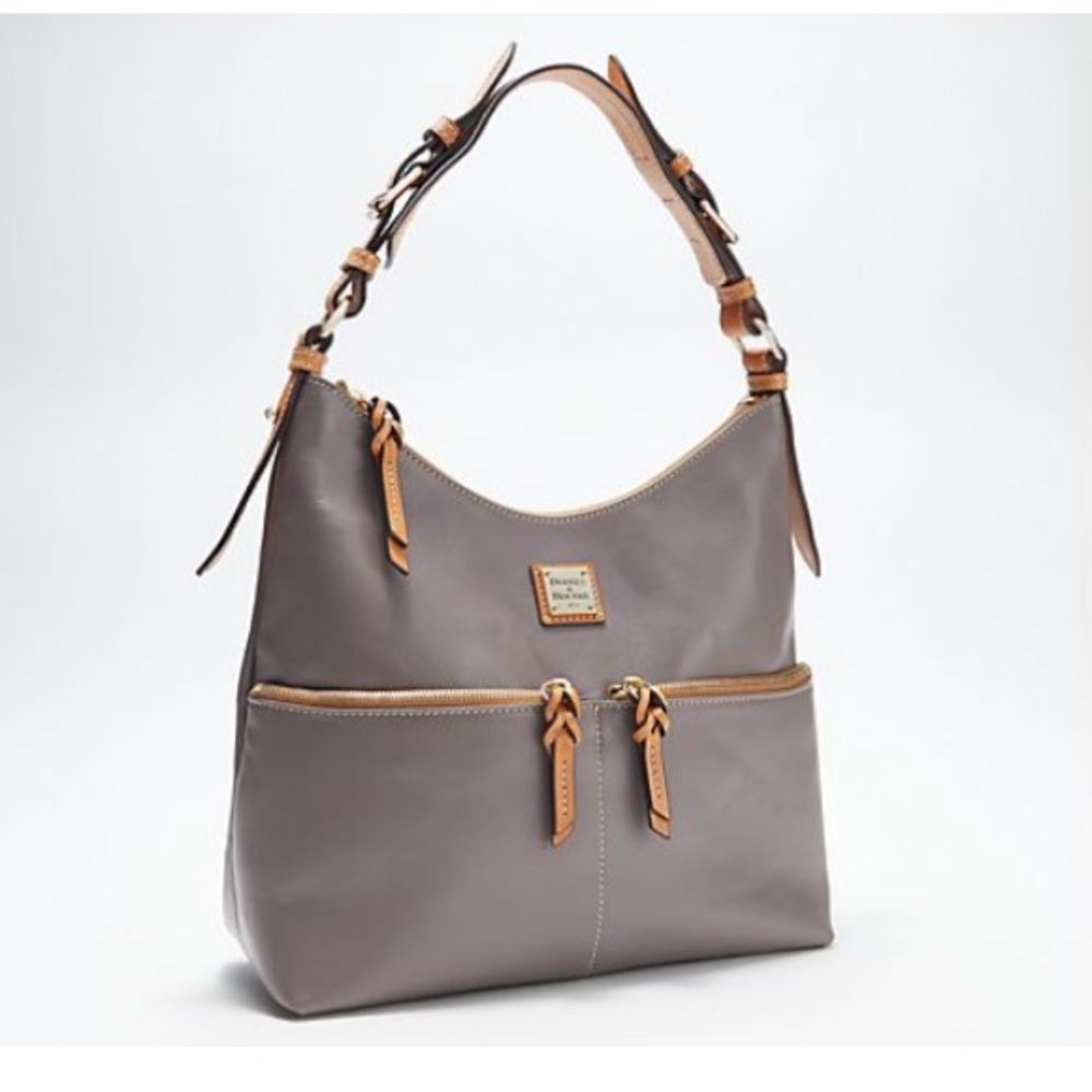 🩶 SALE!! Dooney and Bourke Wexford Smooth Leather Zipper Sac in Taupe 🩶